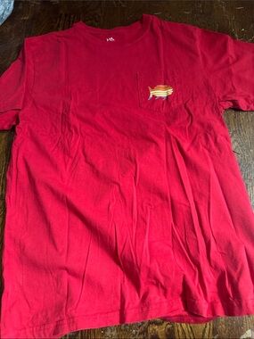 Southern tide red t shirt
